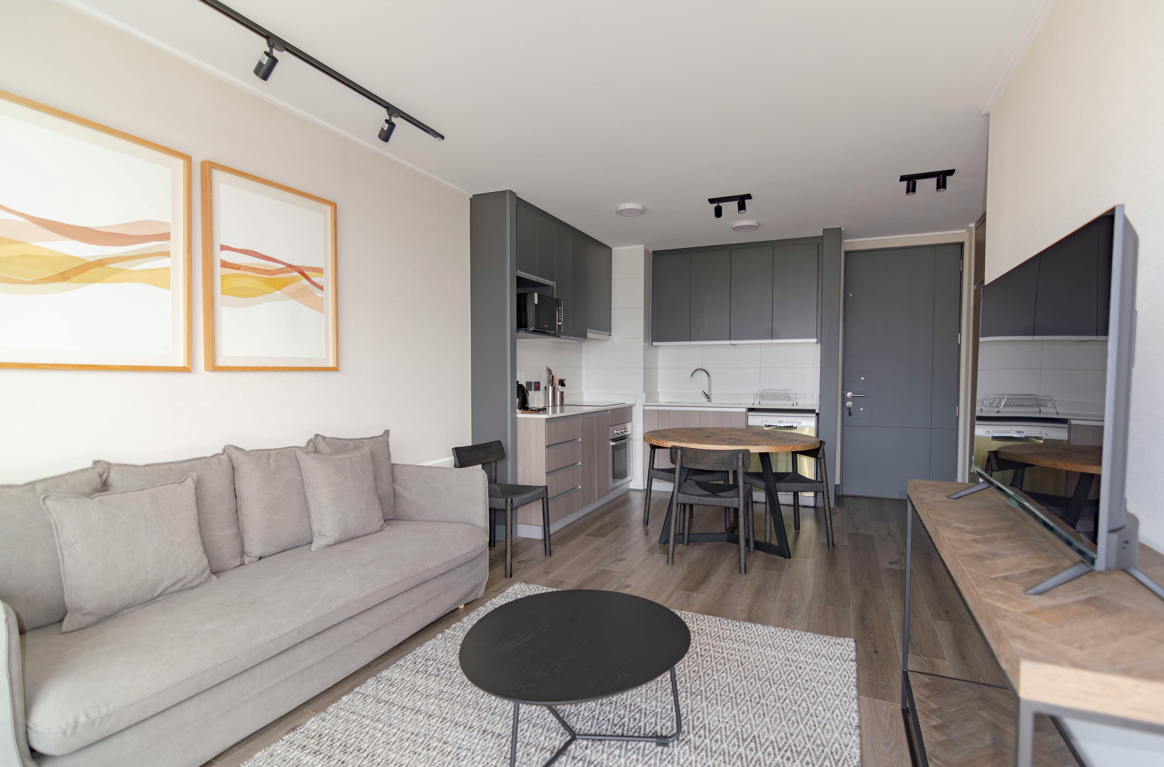 2500 Steeles Ave W, Vaughan